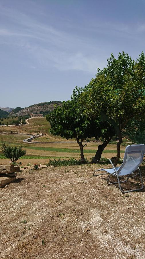 Helimos Bed&Breakfast Segesta Temple-Castellammare กาลาตาฟีมี ภายนอก รูปภาพ