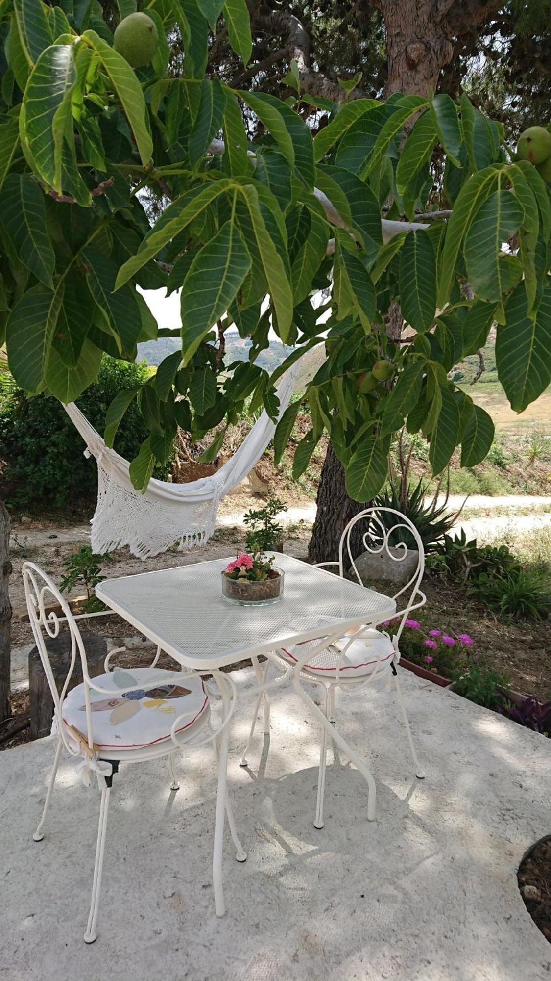 Helimos Bed&Breakfast Segesta Temple-Castellammare กาลาตาฟีมี ภายนอก รูปภาพ